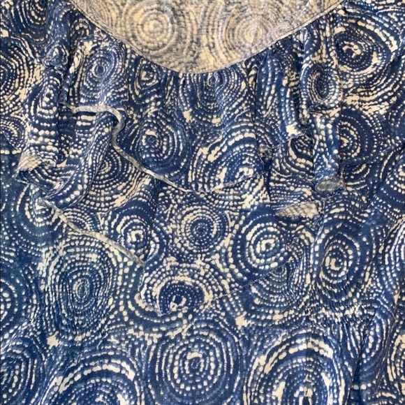 Banana Republic women’s top - Picture 3 of 3